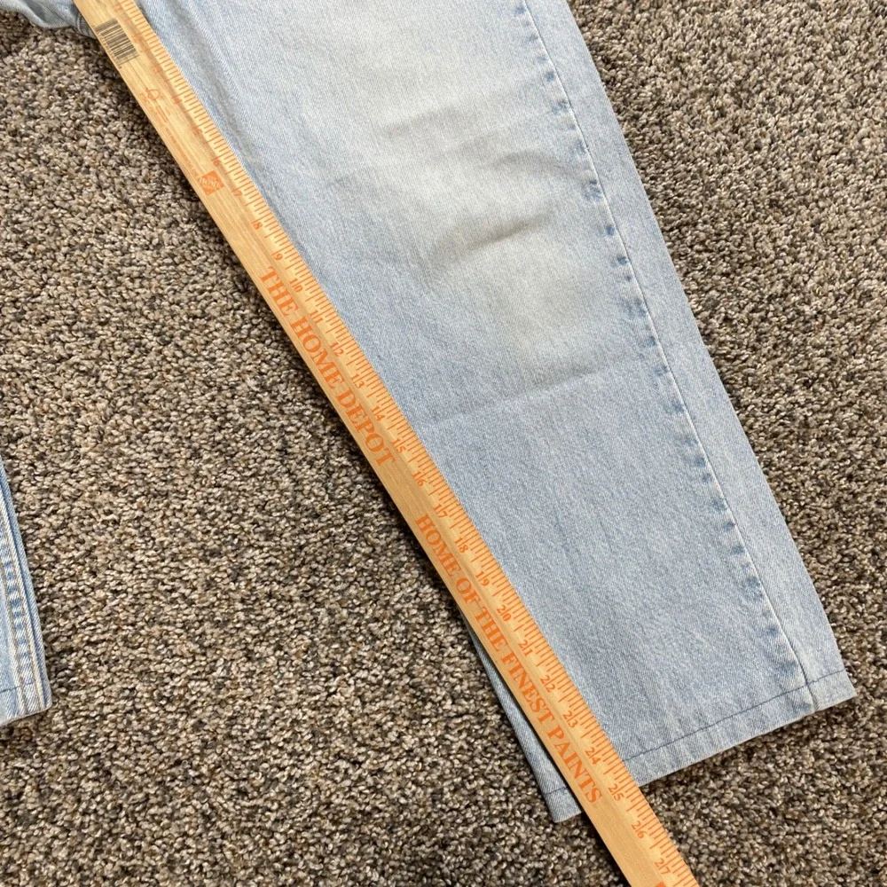Vintage Levi's 505 Men's 34x25 Jeans USA Made 00s Straight Leg Light Wash